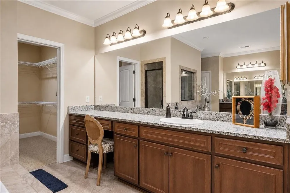 4507 Lakewood Dr, Phenix City, AL 36867