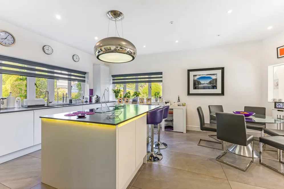 Spring Lake, Stanmore, HA7 photo 8