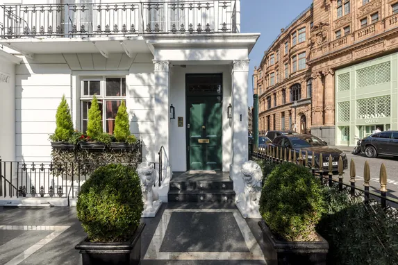 Walton Place, London, SW3