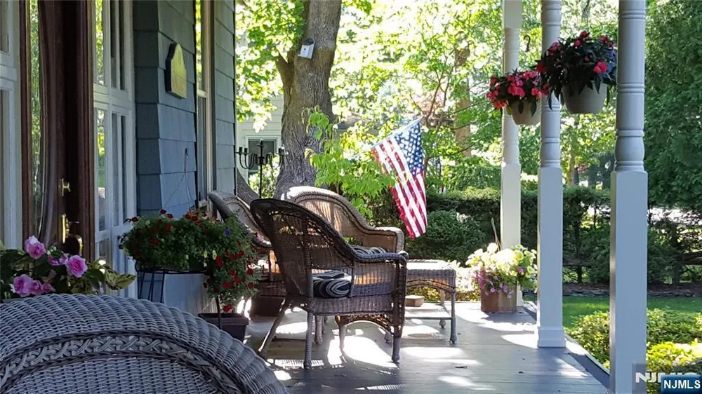 151 Washington Ave, Hillsdale, NJ 07642