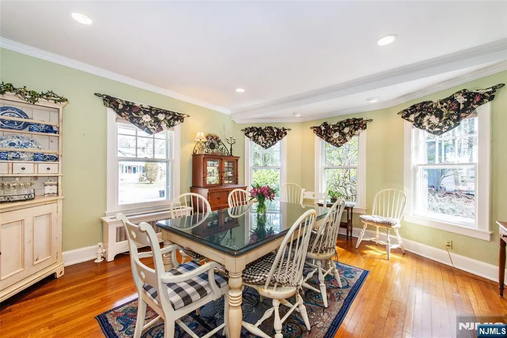 151 Washington Ave, Hillsdale, NJ 07642