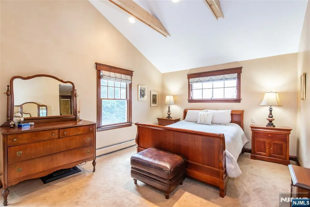 151 Washington Ave, Hillsdale, NJ 07642