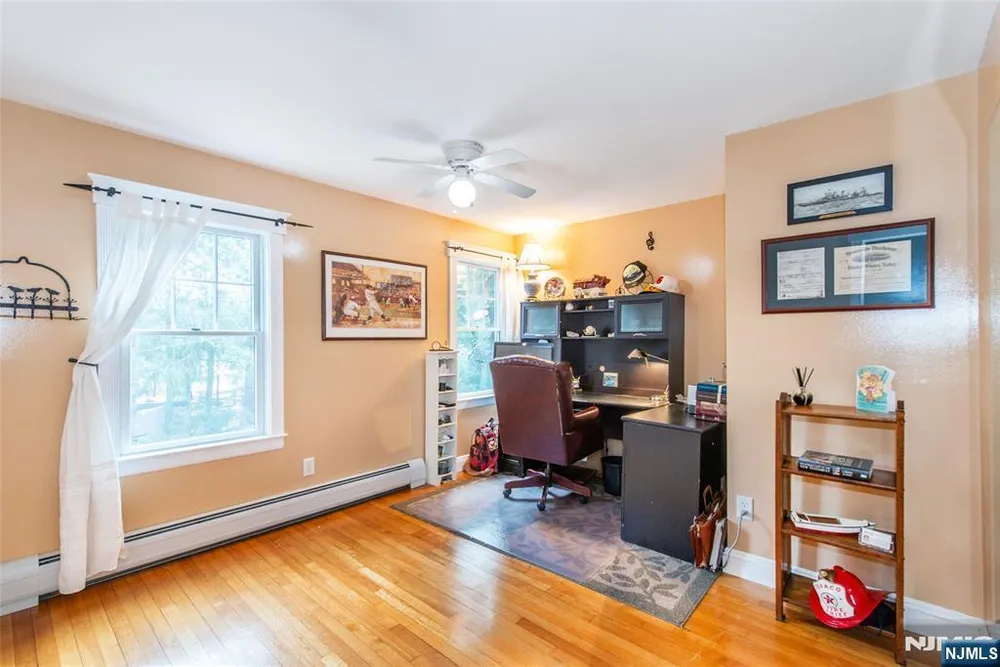 151 Washington Ave, Hillsdale, NJ 07642