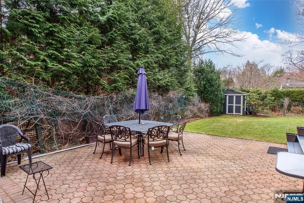 151 Washington Ave, Hillsdale, NJ 07642