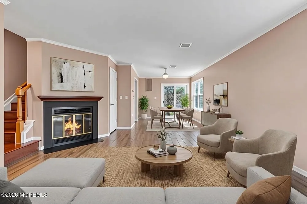 8 Mainbraid Ct, Tinton Falls, NJ 07753