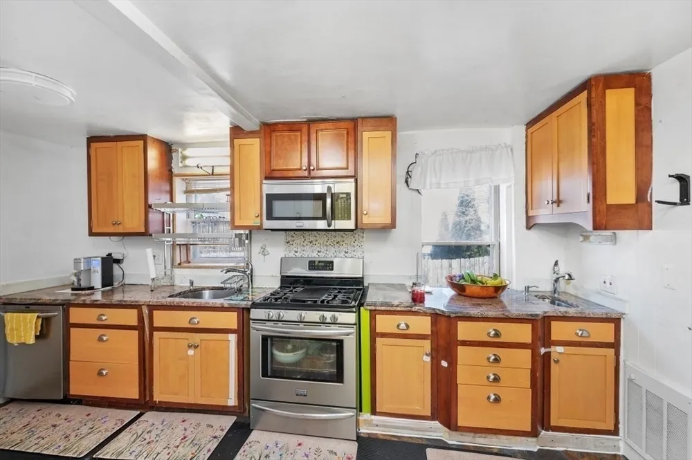 190 Almont St, Boston, MA 02126