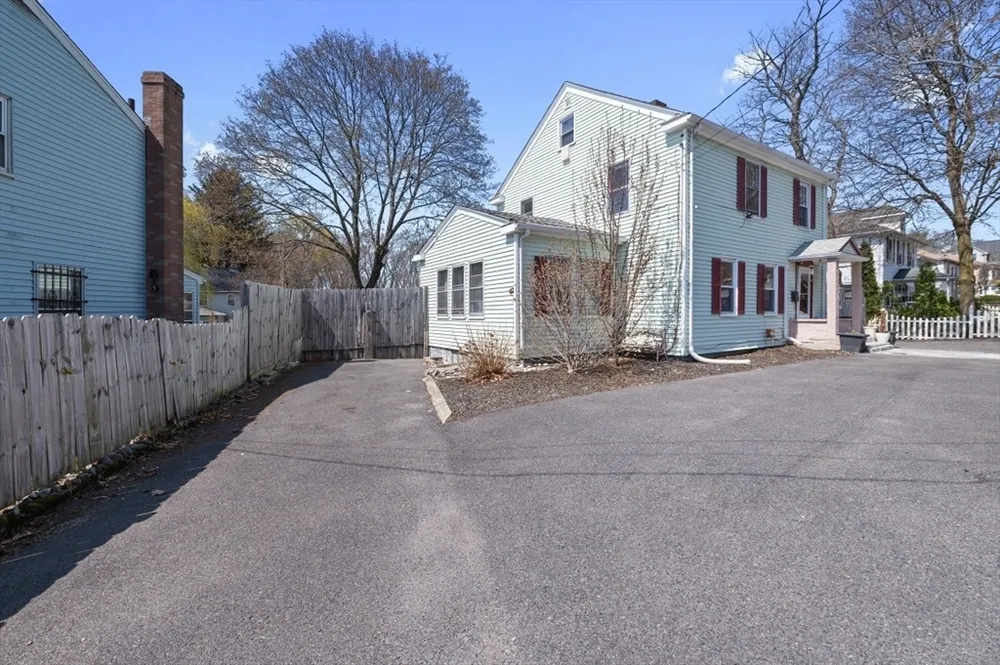 190 Almont St, Boston, MA 02126