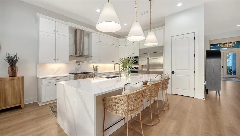 4513 Mondrian Ct, Sarasota, FL 34240