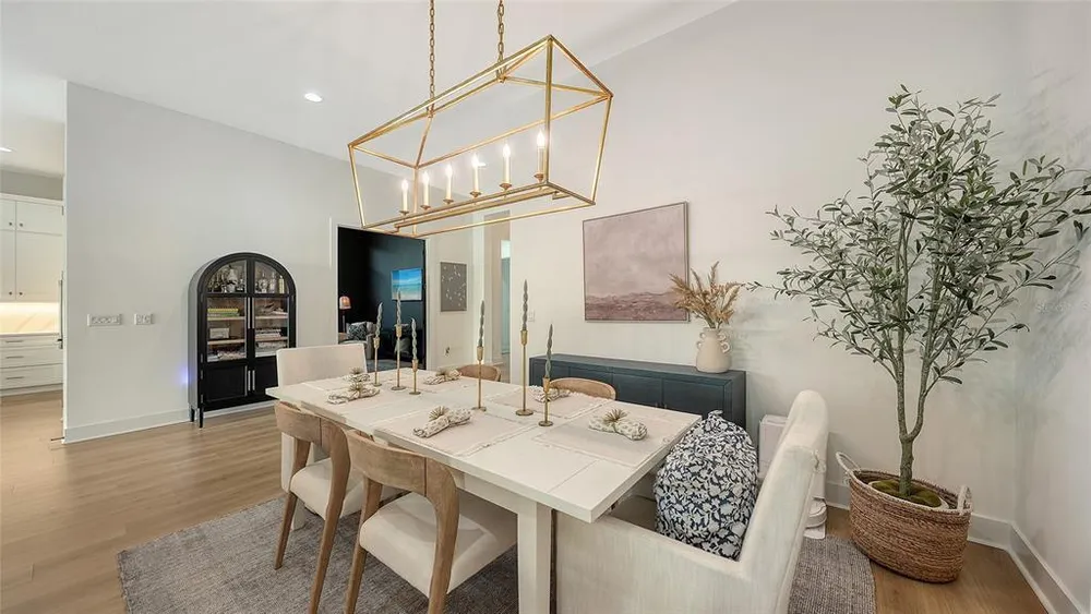 4513 Mondrian Ct, Sarasota, FL 34240