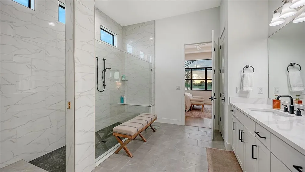 4513 Mondrian Ct, Sarasota, FL 34240