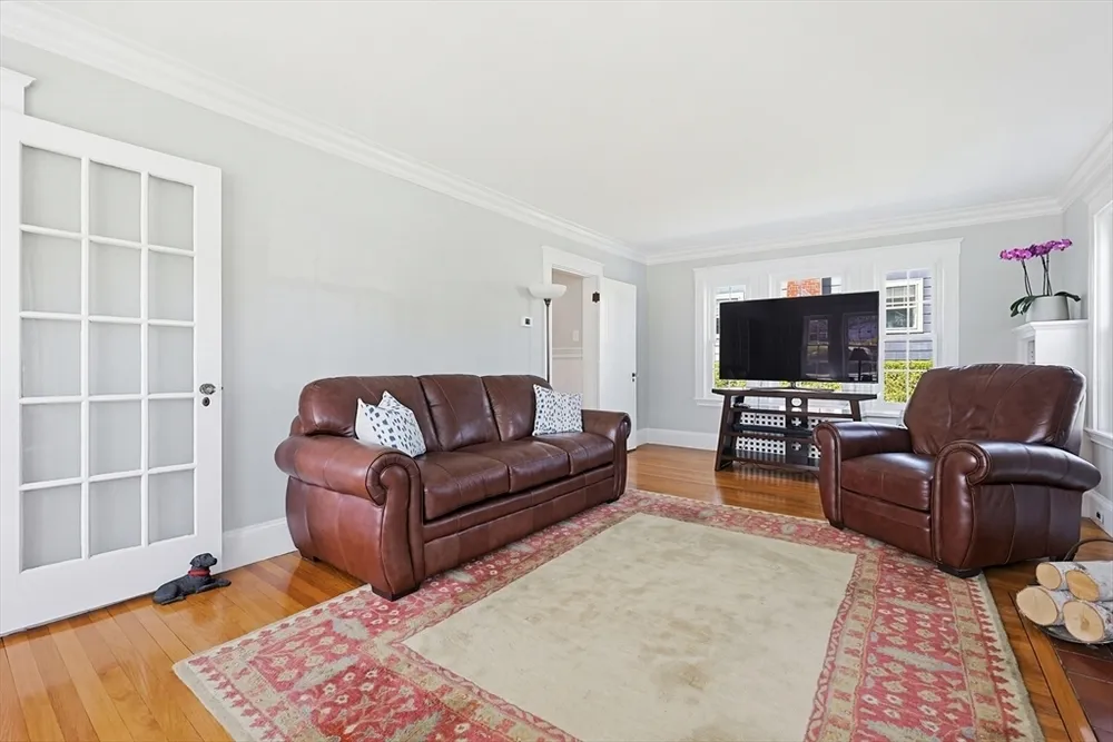 434 Brook Rd, Milton, MA 02186