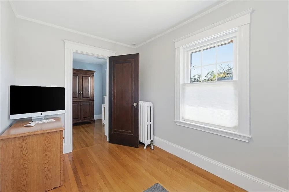434 Brook Rd, Milton, MA 02186