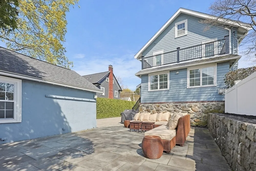 434 Brook Rd, Milton, MA 02186