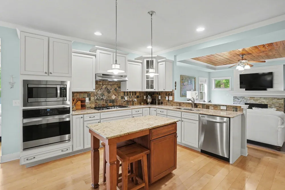 6560 Sanctuary Trail, Saugatuck, MI 49453
