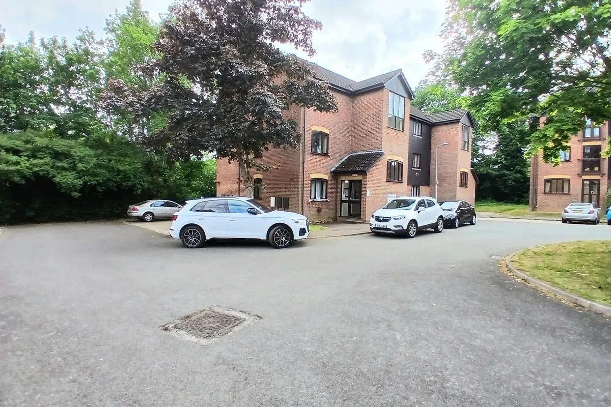 London Road, STEVENAGE