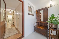Heights Close, London, SW20 photo 17