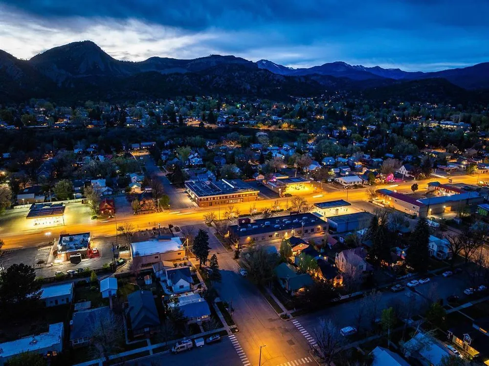 1915 E 2nd Ave, Durango, CO 81301