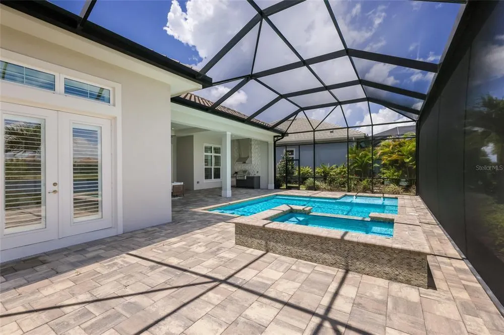 8249 Pavia Way, Lakewood Ranch, FL 34202