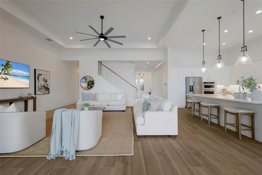 8249 Pavia Way, Lakewood Ranch, FL 34202