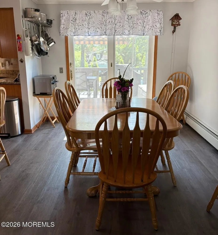 10 Cardinal Dr, Toms River, NJ 08755