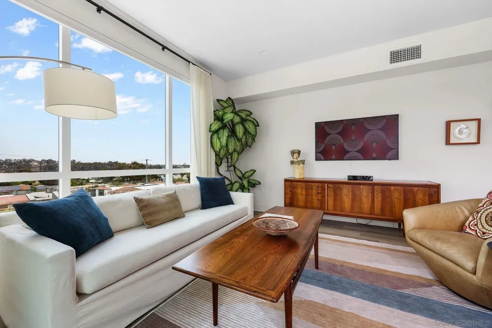 1065 32nd St, San Diego, CA 92102