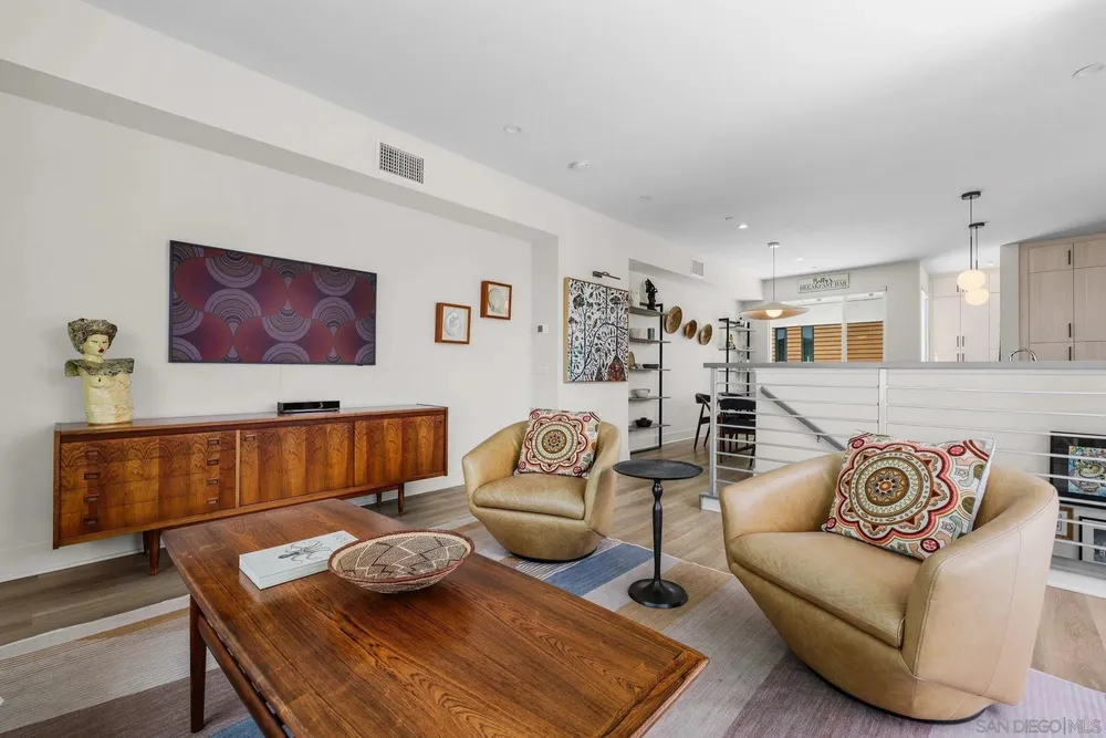 1065 32nd St, San Diego, CA 92102