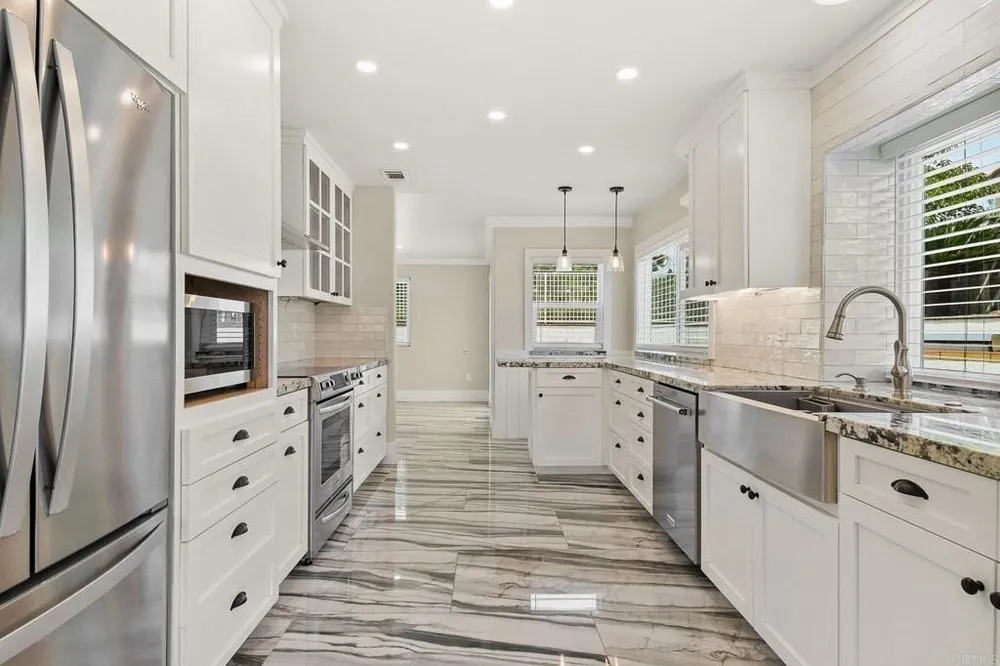 11734 Via Sefton, El Cajon, CA 92019