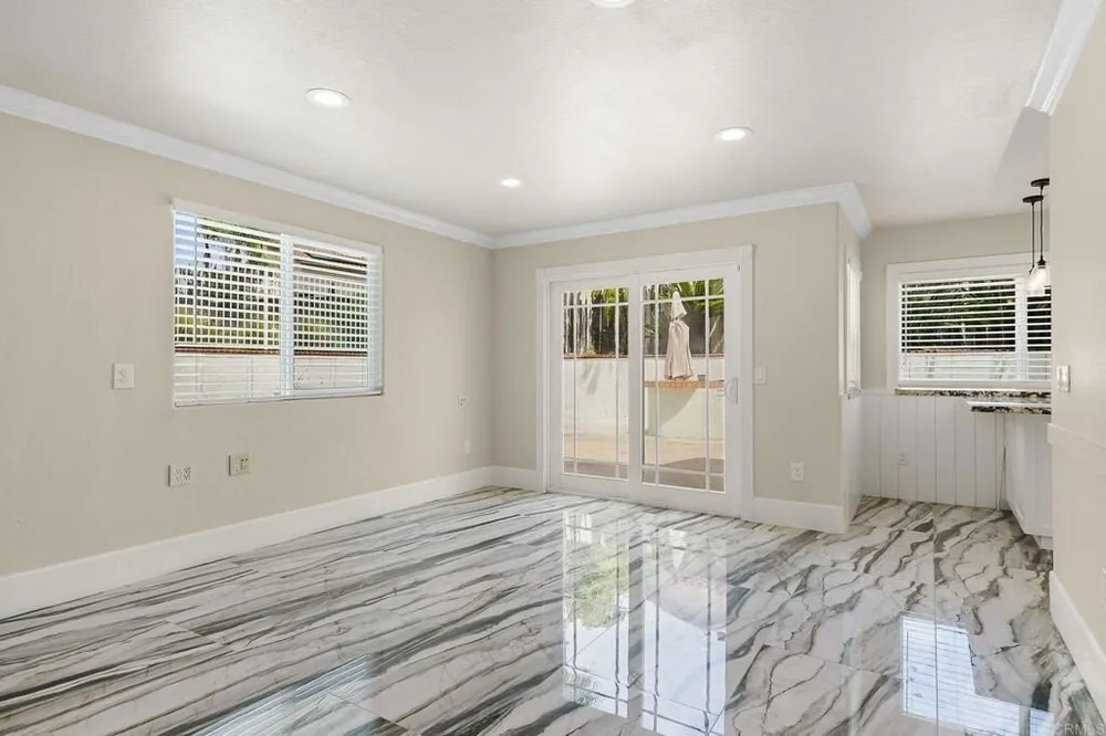 11734 Via Sefton, El Cajon, CA 92019