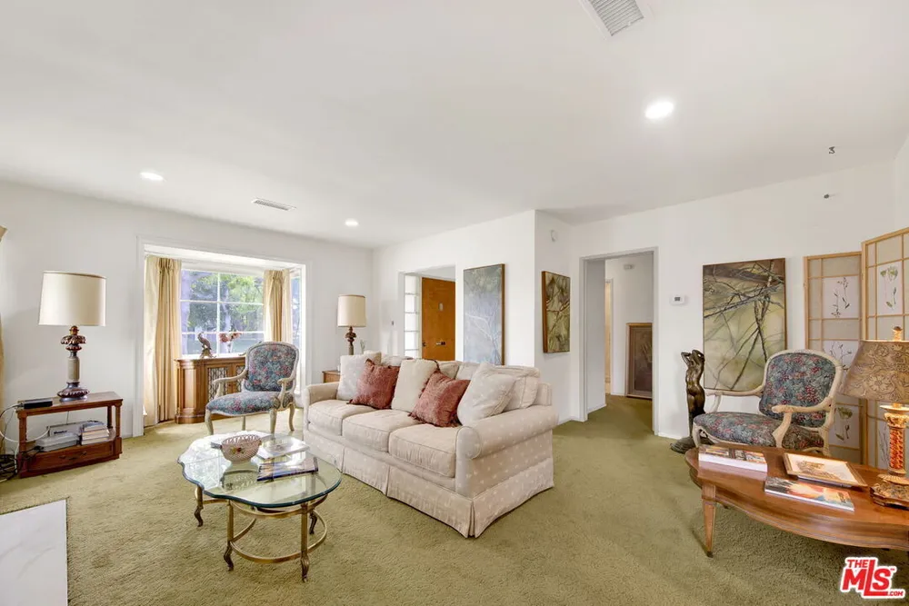 8431 E Hermosa Dr, San Gabriel, CA 91775