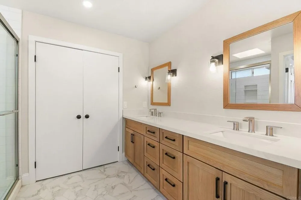 11734 Via Sefton, El Cajon, CA 92019