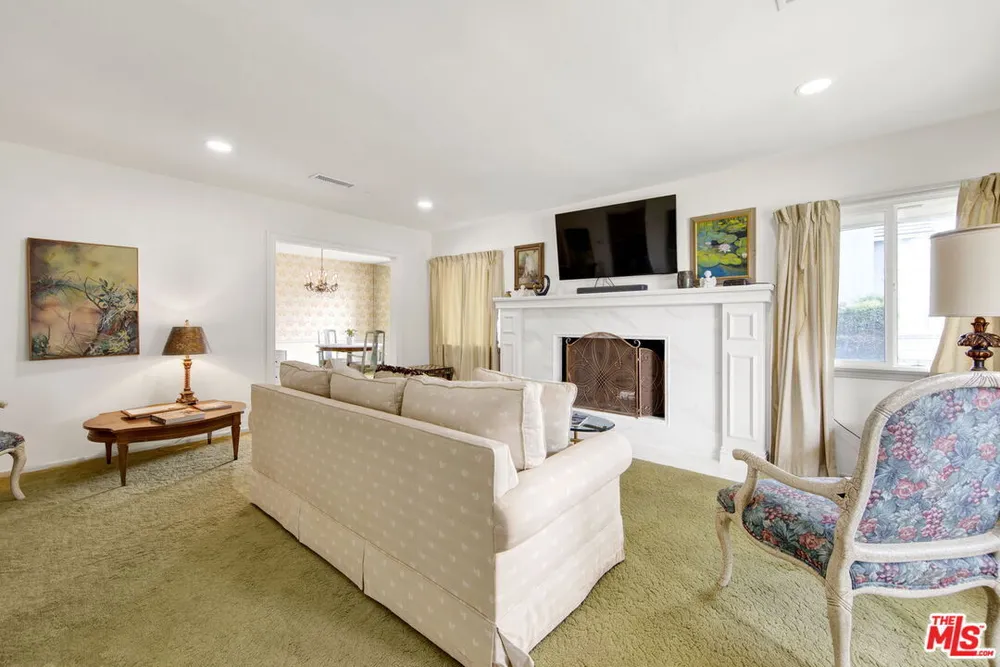 8431 E Hermosa Dr, San Gabriel, CA 91775