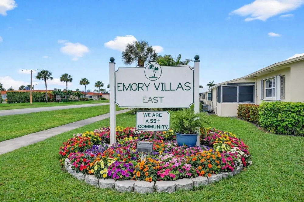 2758 Emory Dr E, West Palm Beach, FL 33415