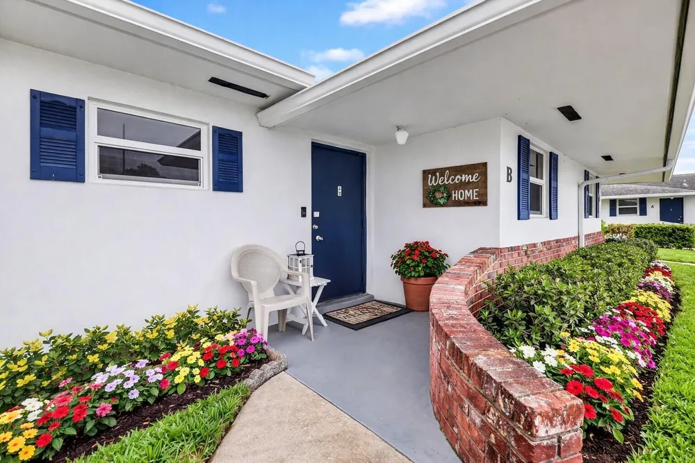 2758 Emory Dr E, West Palm Beach, FL 33415