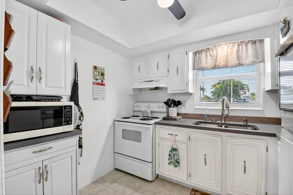 2758 Emory Dr E, West Palm Beach, FL 33415