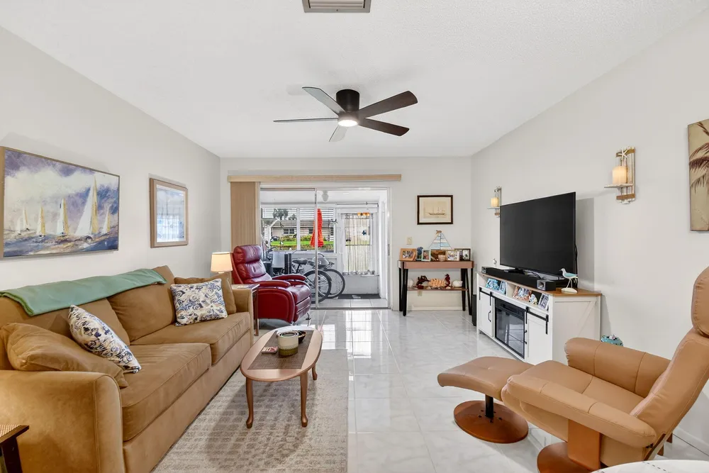 2758 Emory Dr E, West Palm Beach, FL 33415