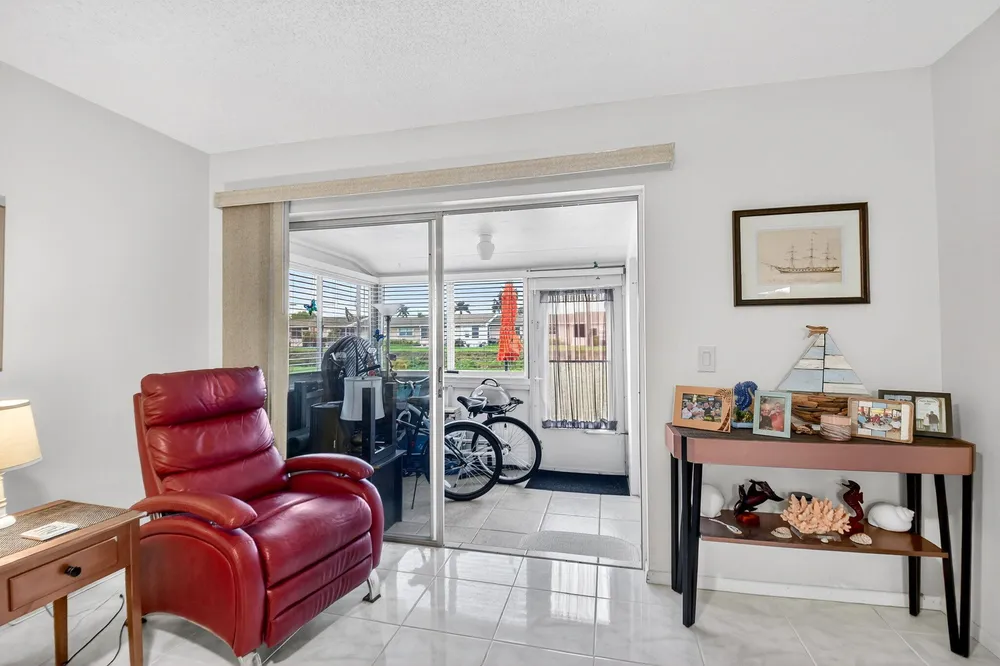2758 Emory Dr E, West Palm Beach, FL 33415