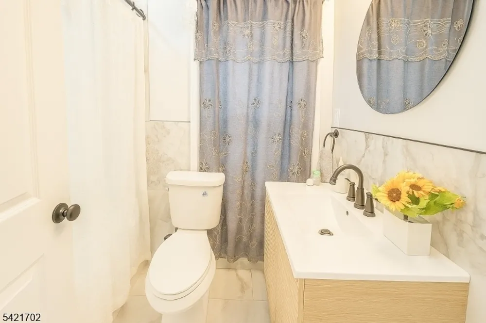 169 Oakwood Pl, Orange, NJ 07050-3807