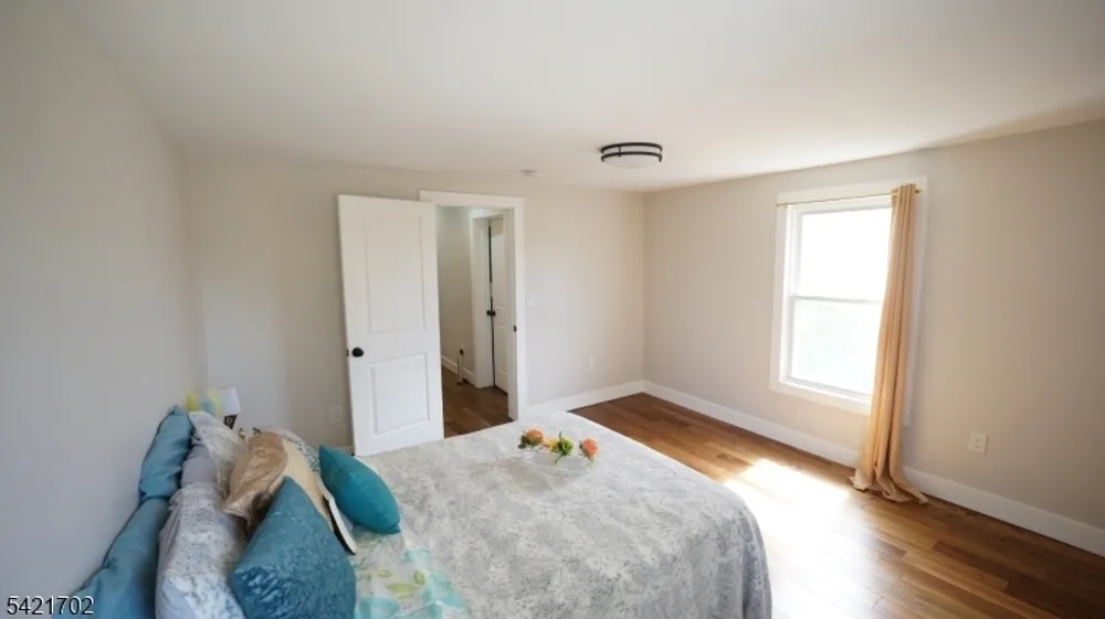 169 Oakwood Pl, Orange, NJ 07050-3807