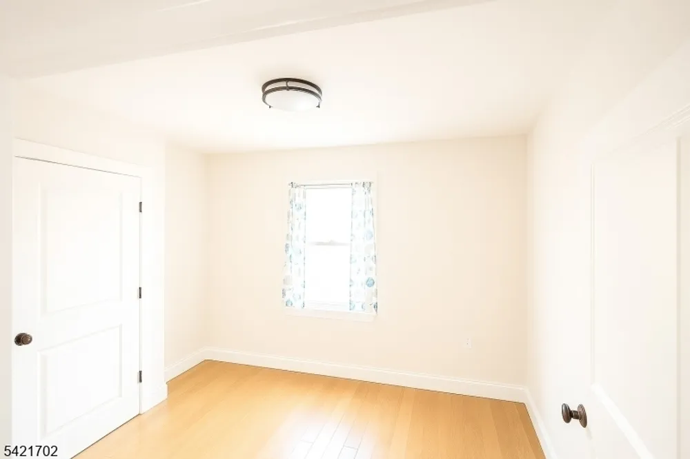 169 Oakwood Pl, Orange, NJ 07050-3807