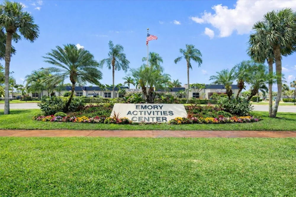 2758 Emory Dr E, West Palm Beach, FL 33415