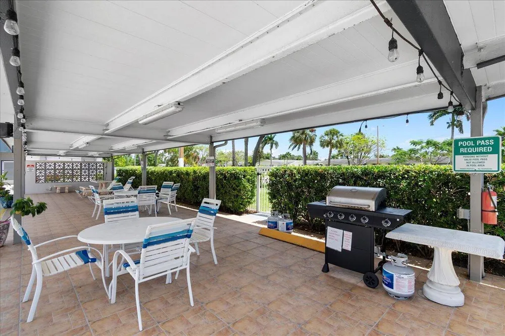 2758 Emory Dr E, West Palm Beach, FL 33415