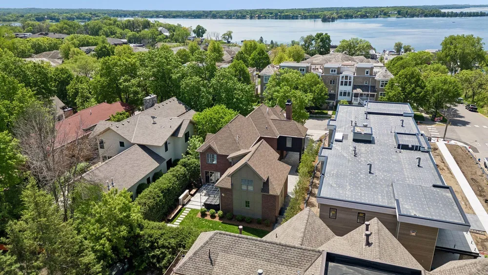 715 Rice St E, Wayzata, MN 55391