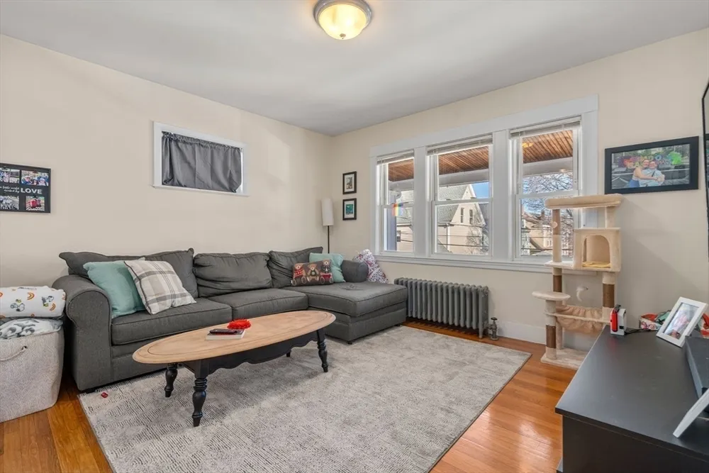9 Oliva Rd, Boston, MA 02135