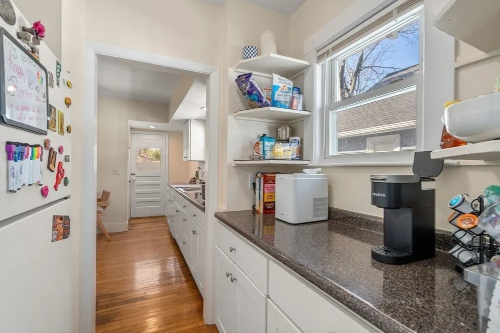 9 Oliva Rd, Boston, MA 02135