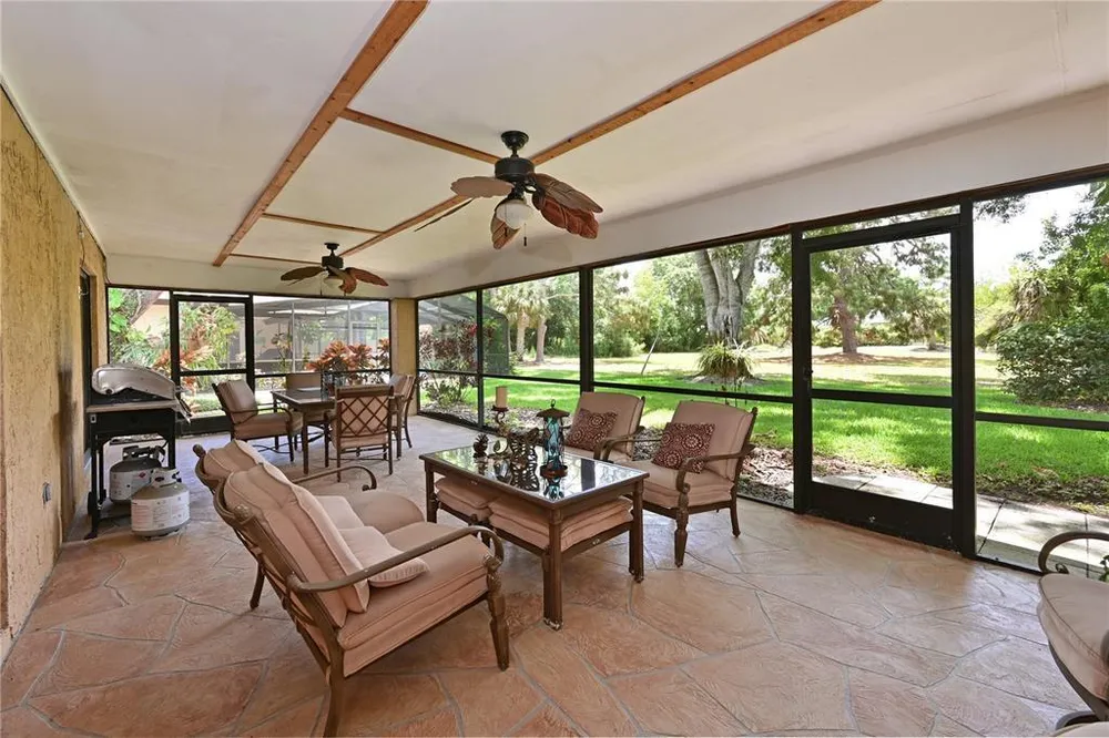 4322 Pasadena Ct, Sarasota, FL 34233