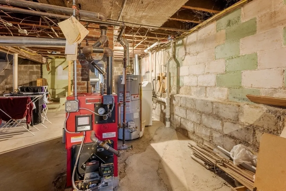 9 Oliva Rd, Boston, MA 02135