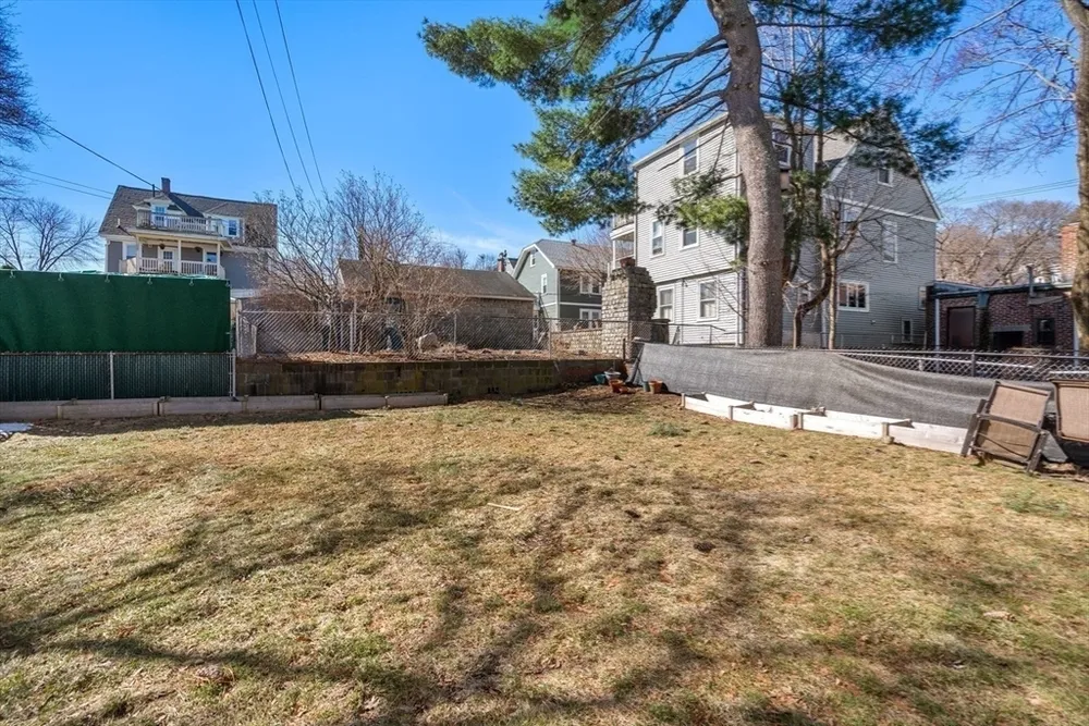 9 Oliva Rd, Boston, MA 02135