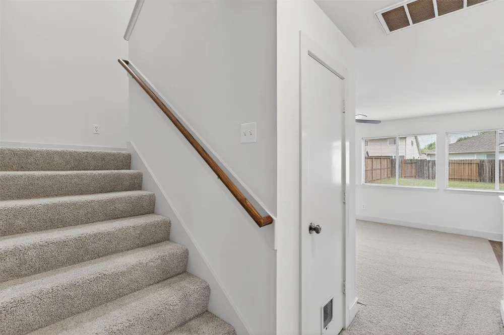 803 Dragonfly Dr, Conroe, TX 77301