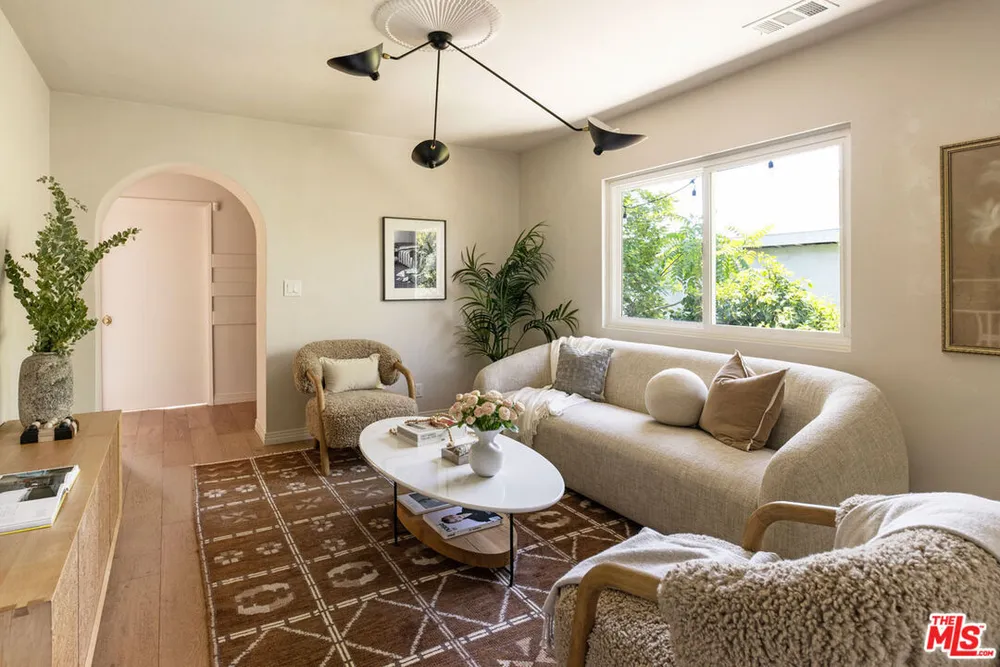 1432 El Paso Dr, Glassell Park, CA 90065