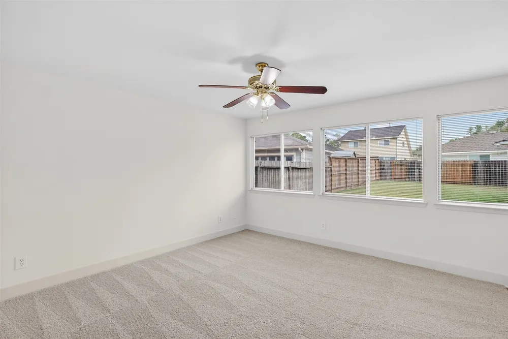 803 Dragonfly Dr, Conroe, TX 77301